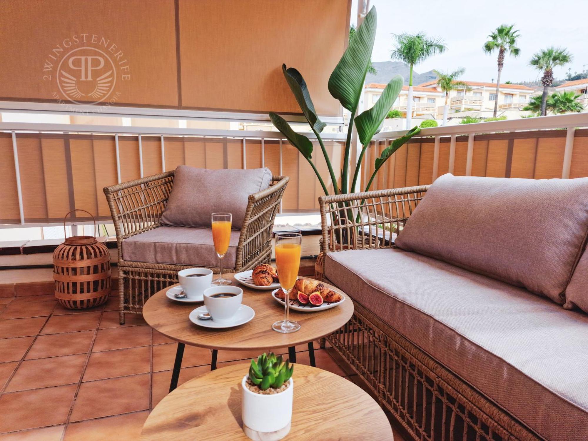 2 Wings Tenerife -